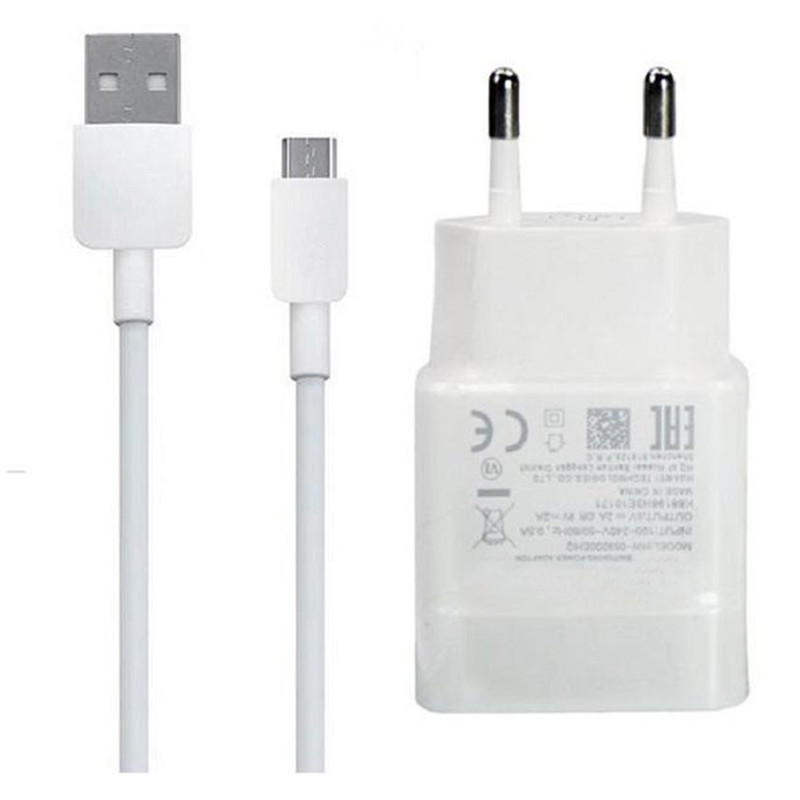 شارژر دیواری مدل Travel به همراه کابل تبدیل MicroUSB